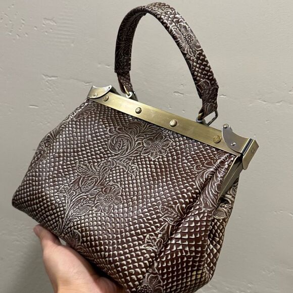 Unique, One of Kind! Handmade Embossed Cowhide Double Sides Push Lock Handbag - Picture 11 of 16